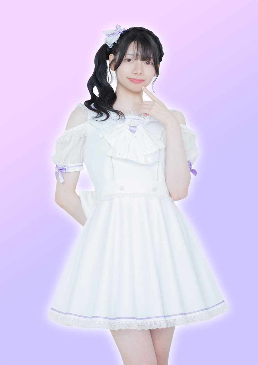 紫澄まほ